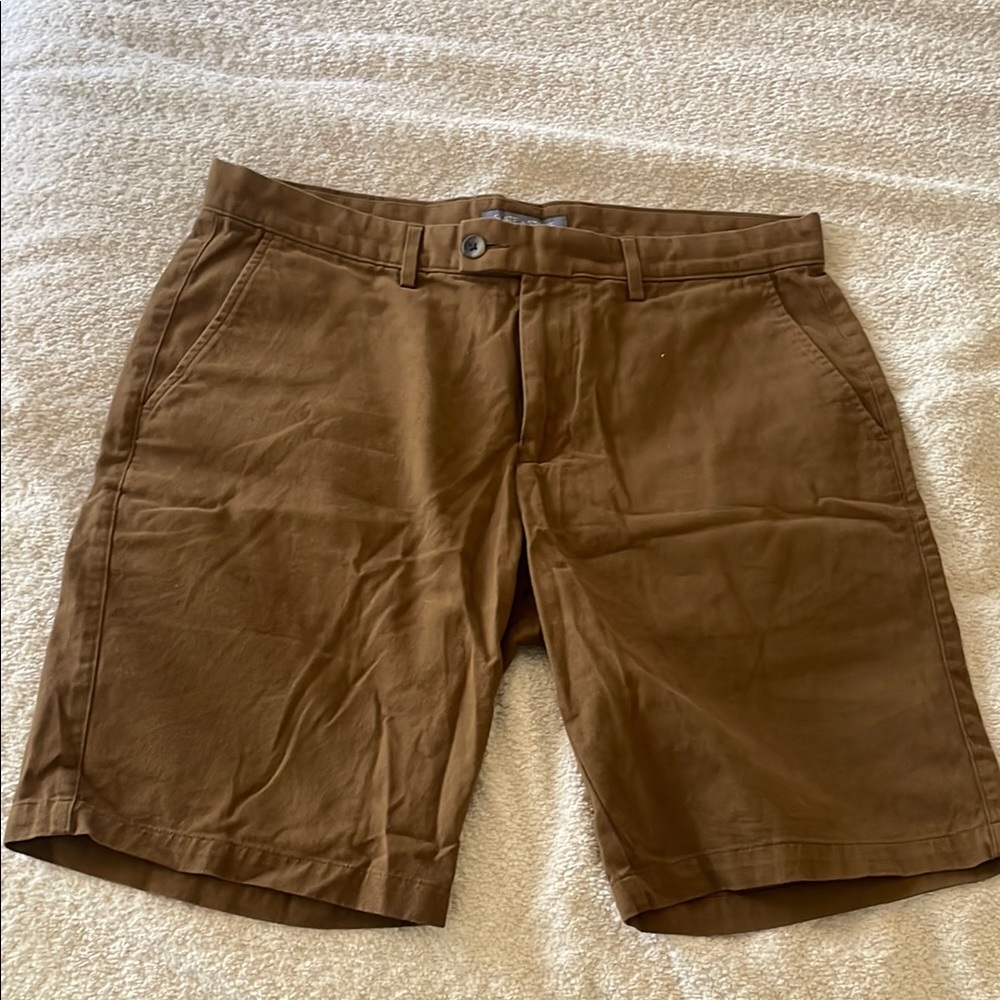 Slate & Stone chino shorts